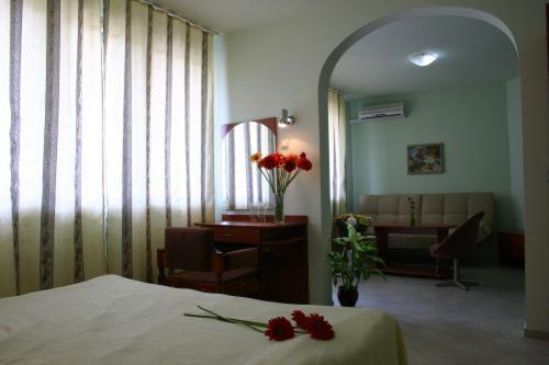 Hotel Focus Varna Quarto foto